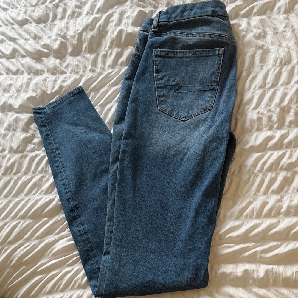 American Eagle Outfitters Dark Blue Skinny Jeans